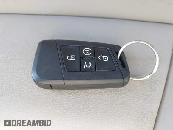 ✅ 2018 Volkswagen Atlas SE • VIN: 1V2PR2CA1JC595668 • Lot: 43434478. Listed on IAAI with 125,744 mi. Free auction sales archive from the USA and detailed vehicle history report at DreamBid. Image 11.