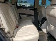 ✅ 2017 Lincoln MKX Reserve • VIN: 2LMPJ6LR9HBL10747 • Лот: 71106055. Опубликован ранее на Copart с пробегом 109 304 миль. Бесплатный доступ к архиву аукционных продаж из США и подробный отчёт об истории автомобиля на DreamBid. Изображение 11.