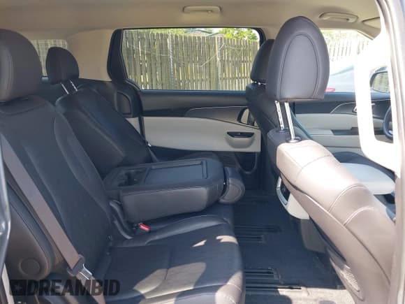 ✅ 2024 Kia Carnival LX • VIN: KNDNB4H35R6343032 • Лот: 42162091. Опубликован ранее на IAAI с пробегом 34 874 миль. Бесплатный доступ к архиву аукционных продаж из США и подробный отчёт об истории автомобиля на DreamBid. Изображение 8.