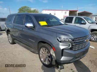 ✅ 2022 Chevrolet Suburban Premier • VIN: 1GNSKFKD2NR138333 • Lot: 41911336. Wystawiony na IAAI z przebiegiem 78 003 mil. Bezpłatny archiwum sprzedaży aukcyjnych z USA i szczegółowy raport historii pojazdu na DreamBid. Zdjęcie 1.
