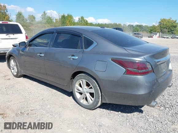 ✅ 2015 Nissan Altima SV • VIN: 1N4AL3AP4FC571013 • Лот: 43223760. Опубликован ранее на IAAI с пробегом 192 535 миль. Бесплатный доступ к архиву аукционных продаж из США и подробный отчёт об истории автомобиля на DreamBid. Изображение 3.