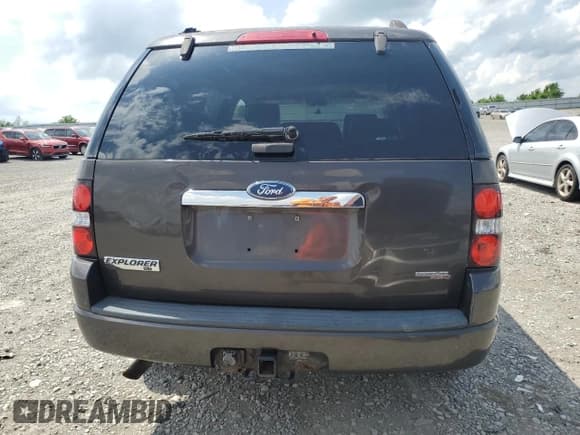 ✅ 2007 Ford Explorer XLT • VIN: 1FMEU73807UB44540 • Lot: 55228175. Wystawiony na Copart z przebiegiem Nie podano. Bezpłatny archiwum sprzedaży aukcyjnych z USA i szczegółowy raport historii pojazdu na DreamBid. Zdjęcie 6.