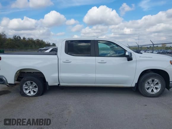 ✅ 2019 Chevrolet Silverado 1500 LT • VIN: 1GCPWCEK5KZ324570 • Lot: 43688495. Wystawiony na IAAI z przebiegiem 131 098 mil. Bezpłatny archiwum sprzedaży aukcyjnych z USA i szczegółowy raport historii pojazdu na DreamBid. Zdjęcie 13.