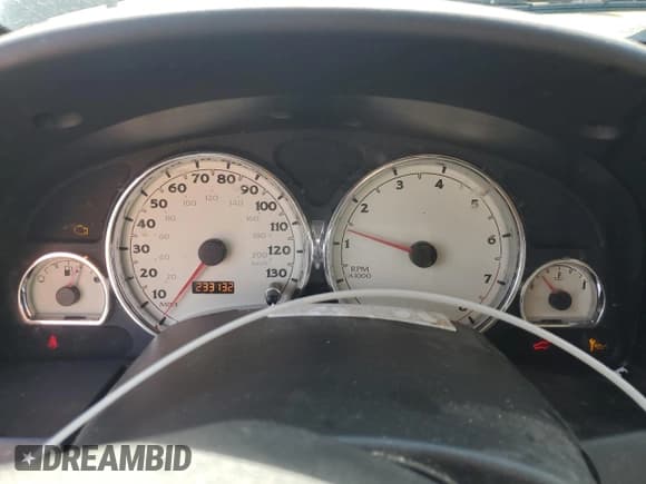 ✅ 2007 Saturn VUE I4 • VIN: 5GZCZ33D87S846019 • Lot: 56679925. Wystawiony na Copart z przebiegiem 233 132 mil. Bezpłatny archiwum sprzedaży aukcyjnych z USA i szczegółowy raport historii pojazdu na DreamBid. Zdjęcie 9.