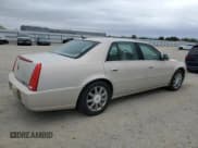 ✅ 2007 Cadillac DTS Luxury I • VIN: 1G6KD57Y77U197437 • Lot: 84291065. Listed on Copart with 120,808 mi. Free auction sales archive from the USA and detailed vehicle history report at DreamBid. Image 3.