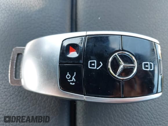 ✅ 2021 Mercedes-Benz E 350 • VIN: W1KZF8EB6MA886166 • Lot: 43498869. Wystawiony na IAAI z przebiegiem 48 873 mil. Bezpłatny archiwum sprzedaży aukcyjnych z USA i szczegółowy raport historii pojazdu na DreamBid. Zdjęcie 11.
