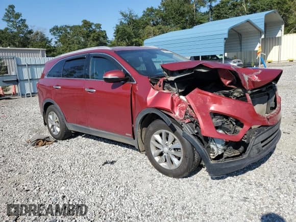 ✅ 2016 Kia Sorento LX • VIN: 5XYPGDA38GG024495 • Lot: 80504635. Listed on Copart with 181,411 mi. Free auction sales archive from the USA and detailed vehicle history report at DreamBid. Image 4.