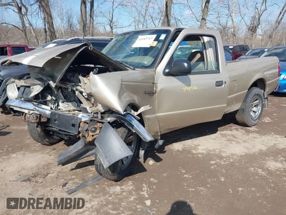 ✅ 2001 Ford Ranger XL • VIN: 1FTYR10C91TA12091 • Lot: 41685763. Wystawiony na IAAI z przebiegiem 274 692 mil. Bezpłatny archiwum sprzedaży aukcyjnych z USA i szczegółowy raport historii pojazdu na DreamBid. Zdjęcie 6.