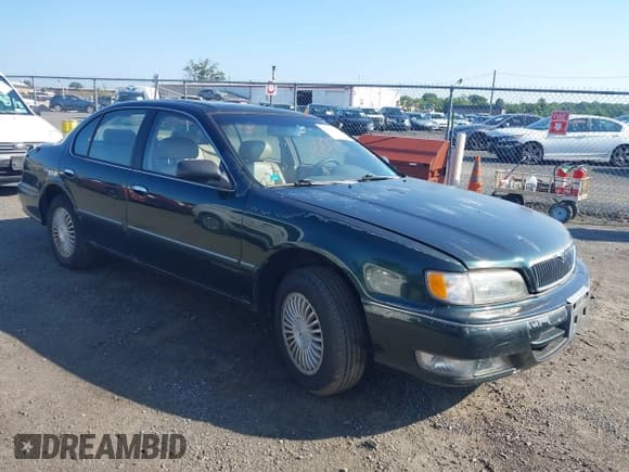 ✅ 1997 Infiniti I30 • VIN: JNKCA21D9VT509306 • Lot: 42825233. Listed on IAAI with 124,592 mi. Free auction sales archive from the USA and detailed vehicle history report at DreamBid. Image 1.