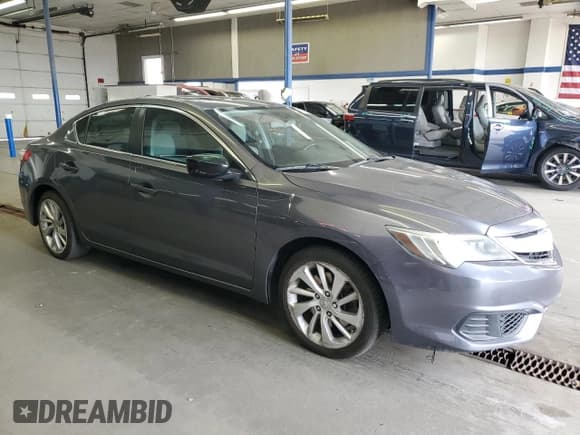 ✅ 2017 Acura ILX • VIN: 19UDE2F30HA012754 • Лот: 57477965. Опубликован ранее на Copart с пробегом 116 606 миль. Бесплатный доступ к архиву аукционных продаж из США и подробный отчёт об истории автомобиля на DreamBid. Изображение 4.