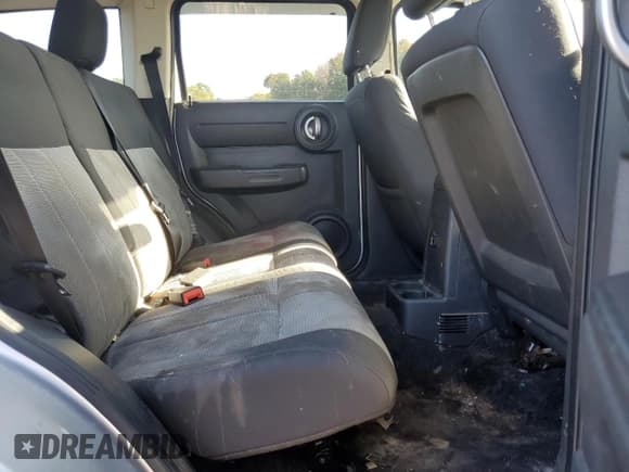 ✅ 2007 Dodge Nitro SXT • VIN: 1D8GT28K67W544289 • Lot: 85746485. Wystawiony na Copart z przebiegiem 308 577 mil. Bezpłatny archiwum sprzedaży aukcyjnych z USA i szczegółowy raport historii pojazdu na DreamBid. Zdjęcie 11.