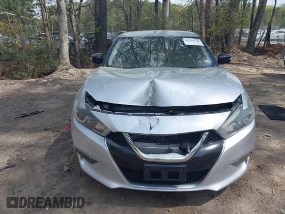 ✅ 2016 Nissan Maxima SL • VIN: 1N4AA6AP9GC406406 • Lot: 41954790. Wystawiony na IAAI z przebiegiem 139 380 mil. Bezpłatny archiwum sprzedaży aukcyjnych z USA i szczegółowy raport historii pojazdu na DreamBid. Zdjęcie 12.