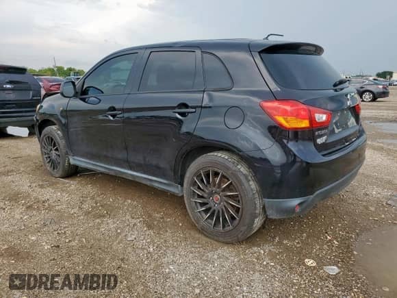 2015 Mitsubishi Outlander ES с VIN 4A4AP3AU0FE027416, выставлен на аукционе Copart как лот 70058505 с пробегом 145 410 миль миль и Списание • Salvage title. История ставок и продаж доступна на DreamBid. Изображение 2.