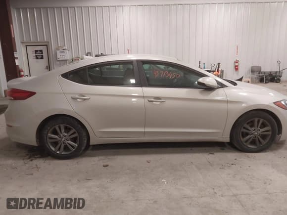 ✅ 2017 Hyundai Elantra Limited • VIN: 5NPD84LF7HH010668 • Lot: 43713450. Listed on IAAI with 141,254 mi. Free auction sales archive from the USA and detailed vehicle history report at DreamBid. Image 13.