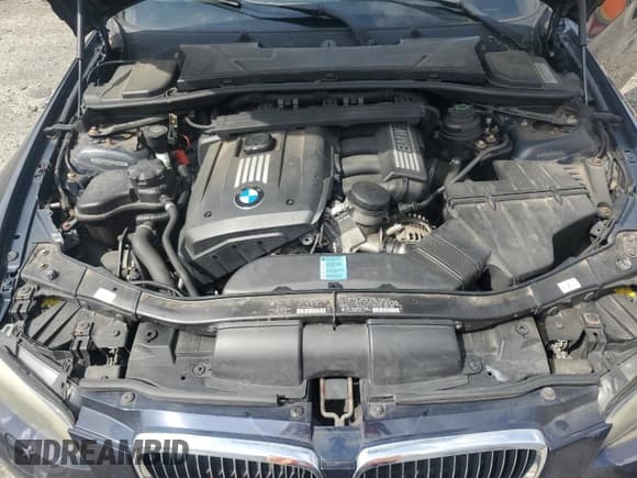 ✅ 2010 BMW 3 Series 328i • VIN: WBAWR3C51AP462355 • Lot: 61424535. Listed on Copart with Not provided. Free auction sales archive from the USA and detailed vehicle history report at DreamBid. Image 11.