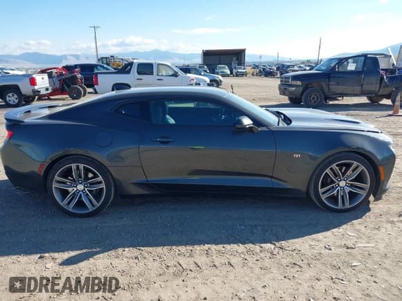 ✅ 2016 Chevrolet Camaro 2SS • VIN: 1G1FH1R75G0135342 • Lot: 43443207. Listed on IAAI with 23,406 mi. Free auction sales archive from the USA and detailed vehicle history report at DreamBid. Image 13.