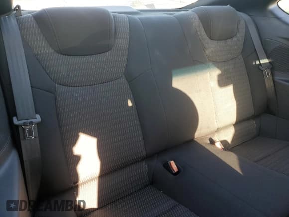 ✅ 2015 Hyundai Genesis Coupe 3.8L Base • VIN: KMHHU6KJXFU124550 • Лот: 50362255. Опубликован ранее на Copart с пробегом 68 159 миль. Бесплатный доступ к архиву аукционных продаж из США и подробный отчёт об истории автомобиля на DreamBid. Изображение 10.