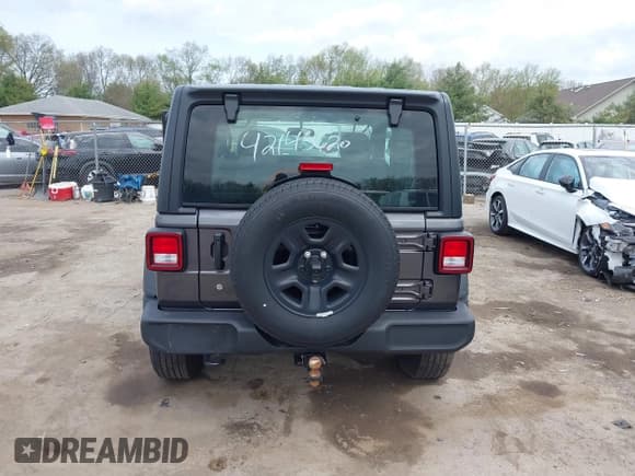 ✅ 2022 Jeep Wrangler Willys Sport • VIN: 1C4GJXAN8NW223101 • Lot: 42145620. Listed on IAAI with 42,831 mi. Free auction sales archive from the USA and detailed vehicle history report at DreamBid. Image 17.