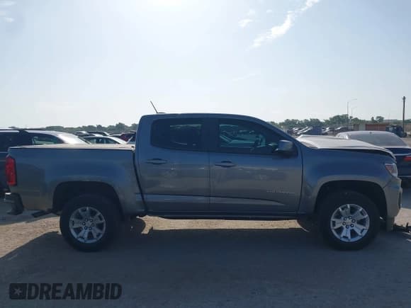 ✅ 2022 Chevrolet Colorado 2WD LT • VIN: 1GCGSCEN4N1288704 • Lot: 42769947. Wystawiony na IAAI z przebiegiem 21 023 mil. Bezpłatny archiwum sprzedaży aukcyjnych z USA i szczegółowy raport historii pojazdu na DreamBid. Zdjęcie 14.