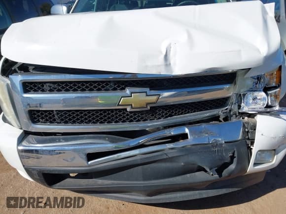 ✅ 2011 Chevrolet Silverado 1500 LT • VIN: 3GCPCSE02BG101100 • Lot: 43404906. Listed on IAAI with 112,018 mi. Free auction sales archive from the USA and detailed vehicle history report at DreamBid. Image 6.