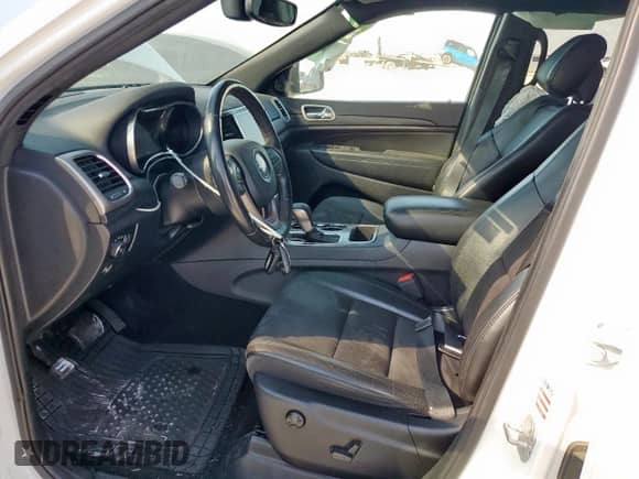 2020 Jeep Grand Cherokee Altitude z VIN 1C4RJFAG8LC388729, wystawiony jako Copart lot #85333685 z przebiegiem 59 750 mil mil oraz Szkoda całkowita • Salvage title. Historia ofert i sprzedaży dostępna na DreamBid. Obrazek 7.