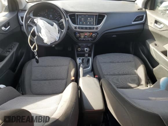 ✅ 2018 Hyundai Accent Limited • VIN: 3KPC34A31JE035465 • Лот: 78407684. Опубликован ранее на Copart с пробегом 70 697 миль. Бесплатный доступ к архиву аукционных продаж из США и подробный отчёт об истории автомобиля на DreamBid. Изображение 8.