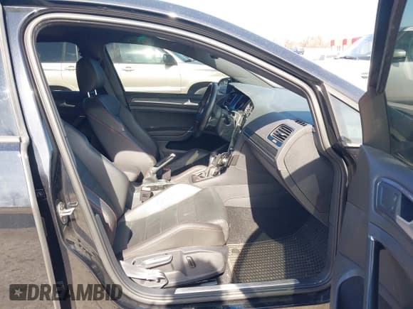 ✅ 2021 Volkswagen Golf GTI S • VIN: 3VW5T7AU6MM009986 • Lot: 41744096. Listed on IAAI with 26,120 mi. Free auction sales archive from the USA and detailed vehicle history report at DreamBid. Image 5.