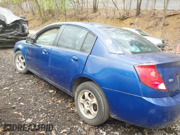 2004 Saturn ION ION 2 z VIN 1G8AJ52F74Z107879, wystawiony jako IAAI lot #42153381 z przebiegiem Nie podano mil oraz . Historia ofert i sprzedaży dostępna na DreamBid. Obrazek 14.