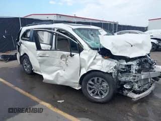 ✅ 2021 Toyota Sienna XLE • VIN: 5TDYRKEC2MS049243 • Lot: 42662059. Listed on IAAI with 56,715 mi. Free auction sales archive from the USA and detailed vehicle history report at DreamBid. Image 6.