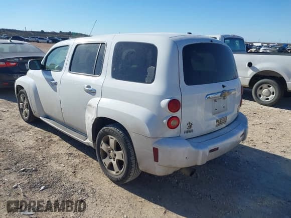 ✅ 2006 Chevrolet HHR LT • VIN: 3GNDA23P06S662141 • Lot: 41430885. Listed on IAAI with 216,190 mi. Free auction sales archive from the USA and detailed vehicle history report at DreamBid. Image 3.
