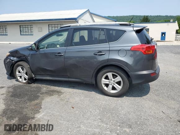 ✅ 2013 Toyota RAV4 XLE • VIN: JTMRFREV6DD000677 • Lot: 60286825. Listed on Copart with 192,522 mi. Free auction sales archive from the USA and detailed vehicle history report at DreamBid. Image 2.