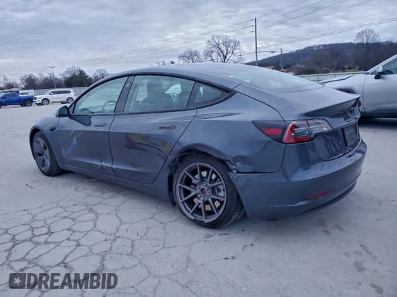 ✅ 2021 Tesla Model 3 Standard Range Plus • VIN: 5YJ3E1EAXMF854054 • Lot: 95093415. Wystawiony na Copart z przebiegiem 32 921 mil. Bezpłatny archiwum sprzedaży aukcyjnych z USA i szczegółowy raport historii pojazdu na DreamBid. Zdjęcie 2.
