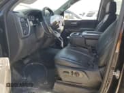 ✅ 2020 Chevrolet Silverado 1500 LT • VIN: 3GCUYDED9LG156423 • Lot: 72190374. Wystawiony na Copart z przebiegiem 81 849 mil. Bezpłatny archiwum sprzedaży aukcyjnych z USA i szczegółowy raport historii pojazdu na DreamBid. Zdjęcie 7.