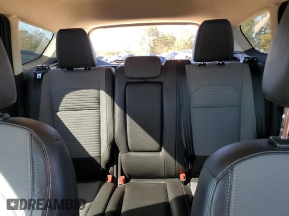 ✅ 2017 Ford Escape SE • VIN: 1FMCU9G99HUE04733 • Lot: 91258935. Wystawiony na Copart z przebiegiem 65 349 mil. Bezpłatny archiwum sprzedaży aukcyjnych z USA i szczegółowy raport historii pojazdu na DreamBid. Zdjęcie 10.