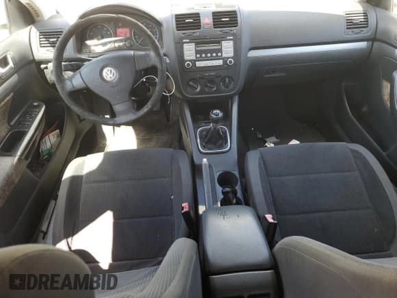 ✅ 2008 Volkswagen Jetta S • VIN: 3VWJM71K68M182536 • Lot: 82146605. Listed on Copart with 127,602 mi. Free auction sales archive from the USA and detailed vehicle history report at DreamBid. Image 8.