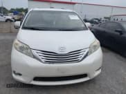 ✅ 2013 Toyota Sienna XLE • VIN: 5TDDK3DC3DS056258 • Lot: 42801297. Listed on IAAI with Not provided. Free auction sales archive from the USA and detailed vehicle history report at DreamBid. Image 11.