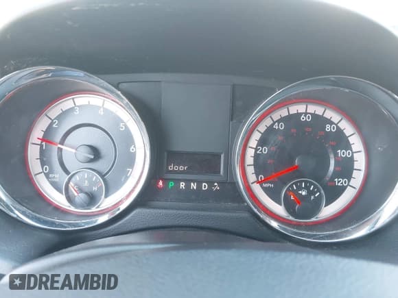 ✅ 2020 Dodge Grand Caravan SXT • VIN: 2C4RDGCG8LR255566 • Лот: 43438958. Опубликован ранее на IAAI с пробегом 42 325 миль. Бесплатный доступ к архиву аукционных продаж из США и подробный отчёт об истории автомобиля на DreamBid. Изображение 18.