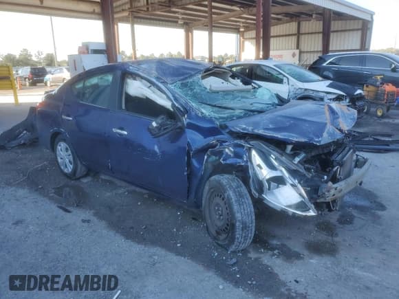 ✅ 2019 Nissan Versa S Plus • VIN: 3N1CN7AP5KL834910 • Лот: 93740445. Опубликован ранее на Copart с пробегом Не указан. Бесплатный доступ к архиву аукционных продаж из США и подробный отчёт об истории автомобиля на DreamBid. Изображение 4.