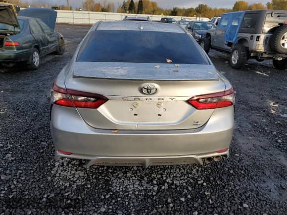 2024 Toyota Camry SE with VIN 4T1S11BK7RU118543, listed as a Copart auction lot 80970564 with 12,316 mi miles and Salvage title. Bid and sale history available at DreamBid. Image 6.