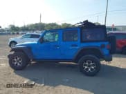 ✅ 2022 Jeep Wrangler Unlimited Rubicon • VIN: 1C4HJXFNXNW270269 • Lot: 42154867. Wystawiony na IAAI z przebiegiem 40 045 mil. Bezpłatny archiwum sprzedaży aukcyjnych z USA i szczegółowy raport historii pojazdu na DreamBid. Zdjęcie 13.