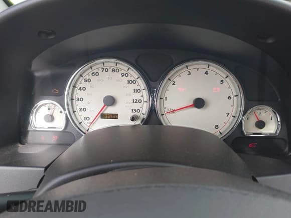 ✅ 2006 Saturn VUE • VIN: 5GZCZ63466S891802 • Lot: 42053473. Wystawiony na IAAI z przebiegiem 133 439 mil. Bezpłatny archiwum sprzedaży aukcyjnych z USA i szczegółowy raport historii pojazdu na DreamBid. Zdjęcie 7.