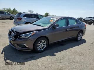 ✅ 2017 Hyundai Sonata SE • VIN: 5NPE24AF2HH570283 • Лот: 49395003. Опубликован ранее на Copart с пробегом 69 904 миль. Бесплатный доступ к архиву аукционных продаж из США и подробный отчёт об истории автомобиля на DreamBid. Изображение 1.