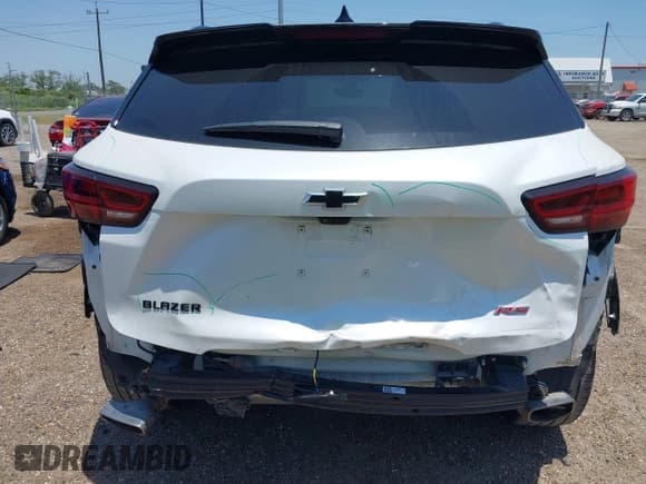 ✅ 2024 Chevrolet Blazer RS • VIN: 3GNKBERS5RS180321 • Lot: 42259552. Listed on IAAI with 21,356 mi. Free auction sales archive from the USA and detailed vehicle history report at DreamBid. Image 6.