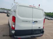 ✅ 2017 Ford Transit • VIN: 1FTYE1ZMXHKB53162 • Lot: 42413355. Wystawiony na IAAI z przebiegiem 146 599 mil. Bezpłatny archiwum sprzedaży aukcyjnych z USA i szczegółowy raport historii pojazdu na DreamBid. Zdjęcie 17.