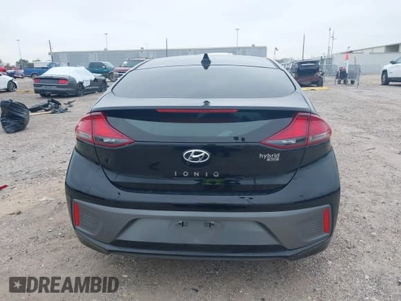 ✅ 2022 Hyundai Ioniq Blue • VIN: KMHC65LC9NU281225 • Lot: 41247845. Wystawiony na IAAI z przebiegiem 35 831 mil. Bezpłatny archiwum sprzedaży aukcyjnych z USA i szczegółowy raport historii pojazdu na DreamBid. Zdjęcie 17.
