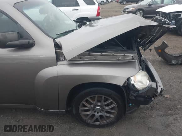 ✅ 2011 Chevrolet HHR LS • VIN: 3GNBAAFW5BS553088 • Lot: 41017260. Listed on IAAI with 159,026 mi. Free auction sales archive from the USA and detailed vehicle history report at DreamBid. Image 17.