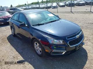 2015 Chevrolet Cruze LT z VIN 1G1PC5SB8F7150352, wystawiony jako IAAI lot #43096869 z przebiegiem 139 559 mil mil oraz . Historia ofert i sprzedaży dostępna na DreamBid. Obrazek 1.