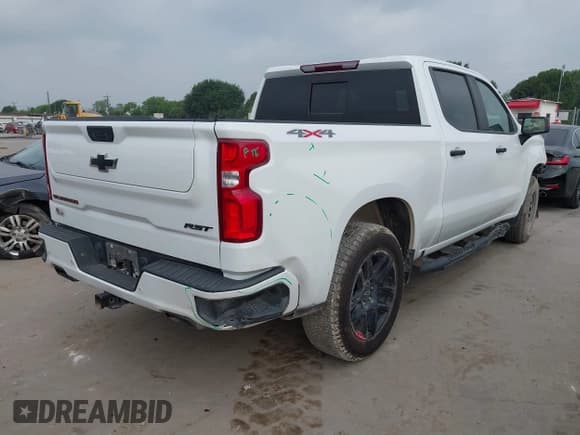 ✅ 2022 Chevrolet Silverado 1500 RST • VIN: 1GCUYEED8NZ146071 • Лот: 42298174. Опубликован ранее на IAAI с пробегом 64 542 миль. Бесплатный доступ к архиву аукционных продаж из США и подробный отчёт об истории автомобиля на DreamBid. Изображение 4.