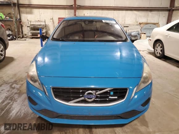✅ 2013 Volvo S60 T6 R-Design Platinum • VIN: YV1902FH1D2183347 • Lot: 84178744. Listed on Copart with 64,473 mi. Free auction sales archive from the USA and detailed vehicle history report at DreamBid. Image 5.