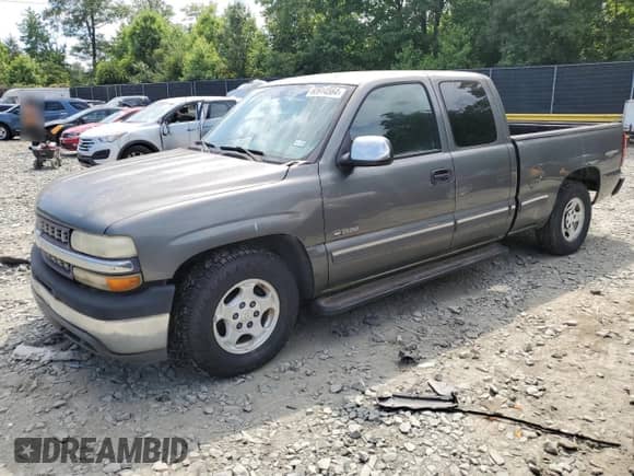 2001 Chevrolet Silverado 1500 LS с VIN 2GCEC19VX11225758, выставлен на аукционе Copart как лот 60914564 с пробегом Не указан миль и Чистый • Clean title. История ставок и продаж доступна на DreamBid. Изображение 1.